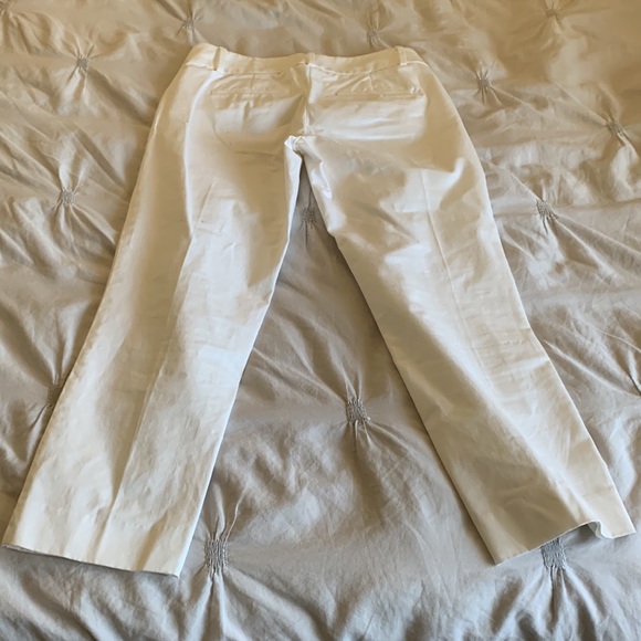 Ann Taylor White Capri Pants - Picture 2 of 3